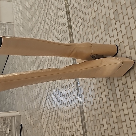 Brand new never worn Cream croc platform real leather knee high boot - Picture 5 of 8